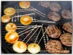 Pattys und Zwiebeln grillen