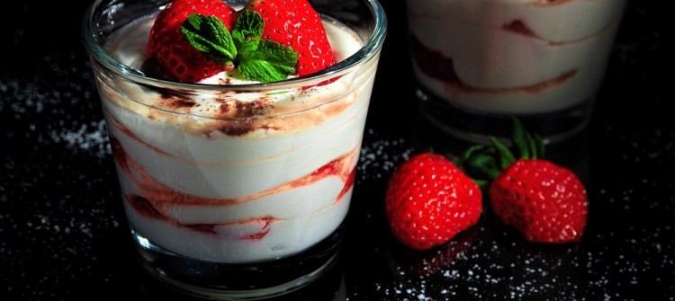 Dessert: Erdbeer-Mascarpone Creme