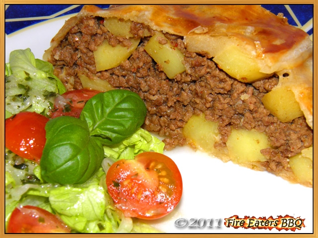Kartoffel-Hack-Strudel